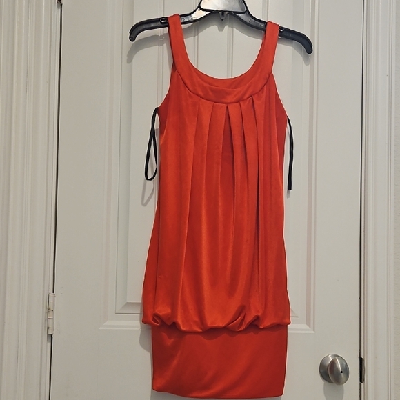 Dress - Picture 1 of 6